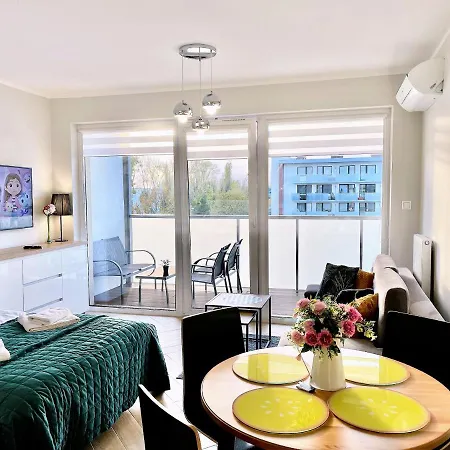 Baltic Comfort With Free Pool, Saunas & Fitness - Kasprowicza 20 Апартаменты *